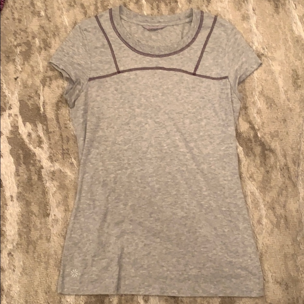 Athleta short sleeve shirt